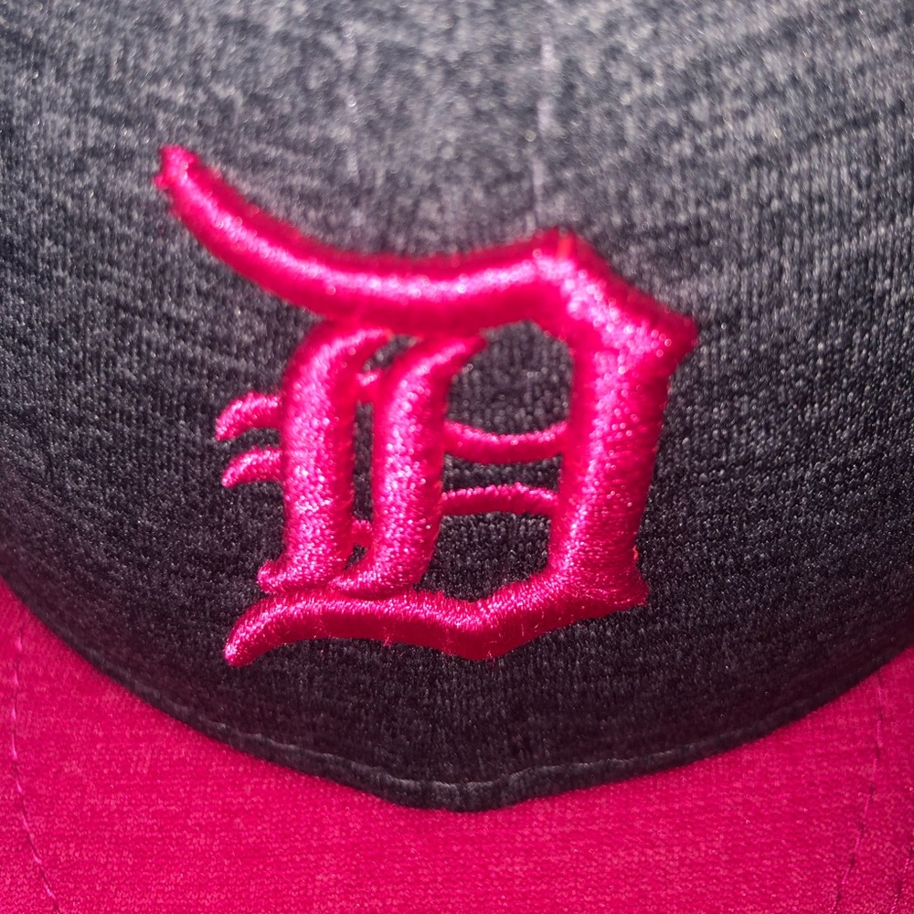 Detroit Tigers New Era 2019 Mother's Day On-Field